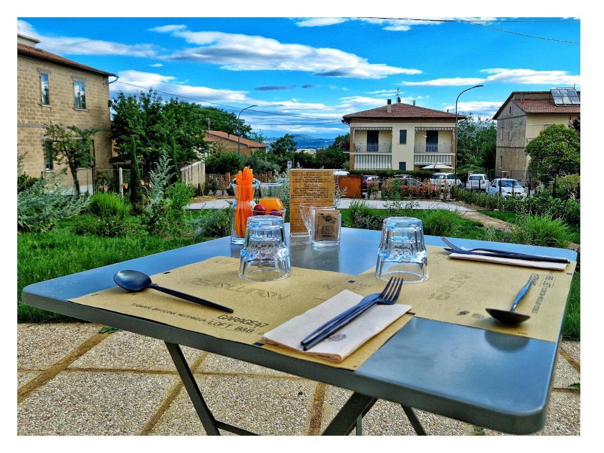 Garage47 Storica Officina Meccanica Loft B&B In Πιέντσα Εξωτερικό φωτογραφία