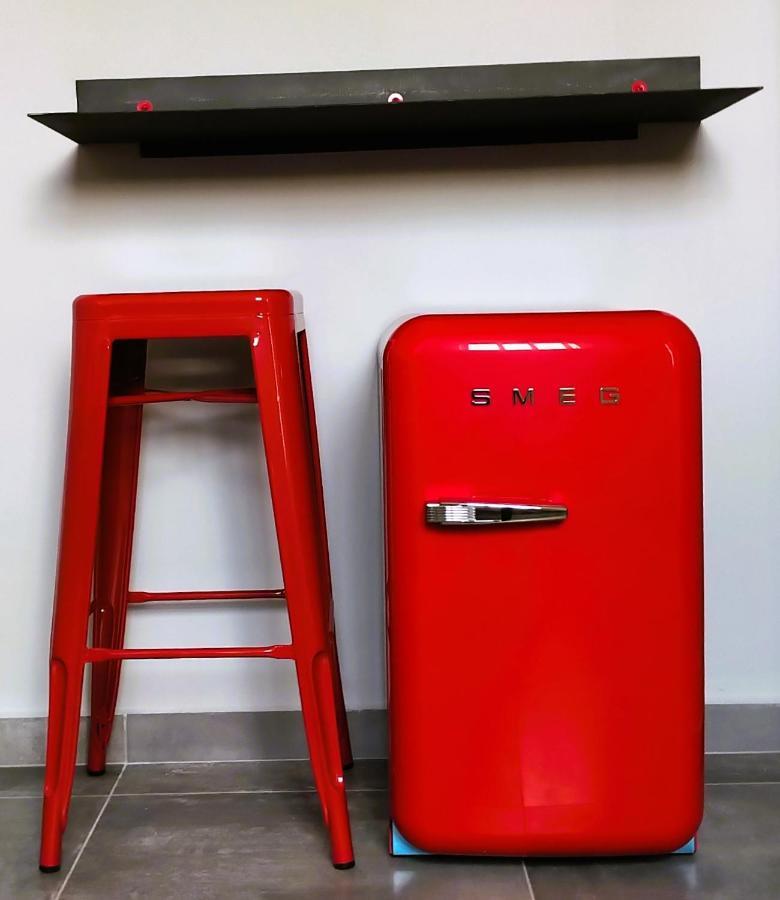 Garage47 Storica Officina Meccanica Loft B&B In Πιέντσα Εξωτερικό φωτογραφία